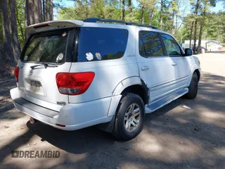 2005 Toyota Sequoia Limited with VIN 5TDZT38AX5S247110, listed as a IAAI auction lot 42072296 with 327,641 mi miles and . Bid and sale history available at DreamBid. Image 4.