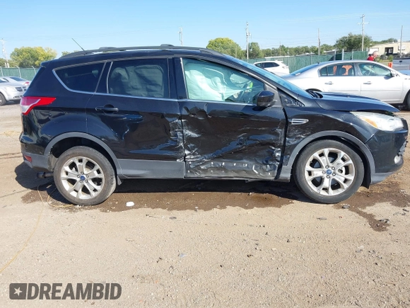 2013 Ford Escape SE with VIN 1FMCU0GX3DUA53113, listed as a IAAI auction lot 40497958 with 132,367 mi miles and . Bid and sale history available at carsss.com. Image 14.