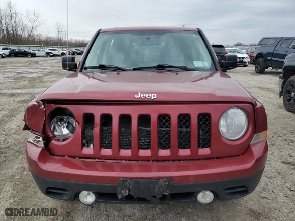 2014 Jeep Patriot Latitude with VIN 1C4NJRFBXED689416, listed as a Copart auction lot 47964405 with 132,744 mi miles and Salvage Title. Bid and sale history available at carsss.com. Image 5.