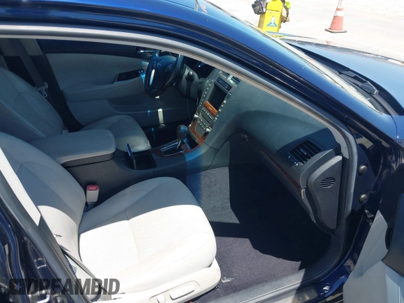 2011 Lexus ES 330 with VIN JTHBK1EG7B2449776, listed as a IAAI auction lot 42386792 with 105,056 mi miles and . Bid and sale history available at DreamBid. Image 5.