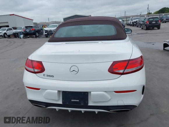 2017 Mercedes-Benz C 300 with VIN WDDWK4JB9HF529814, listed as a IAAI auction lot 42018870 with 39,062 mi miles and . Bid and sale history available at DreamBid. Image 17.