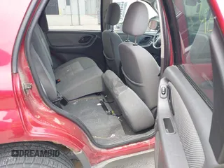 2006 Ford Escape with VIN 1FMYU95H26KA75026, listed as a IAAI auction lot 42467026 with 159,409 mi miles and . Bid and sale history available at DreamBid. Image 8.