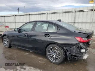 2019 BMW 3 Series 330i xDrive with VIN 3MW5R7J52K8A05284, listed as a Copart auction lot 82251444 with 29,379 mi miles and Salvage Title. Bid and sale history available at DreamBid. Image 2.