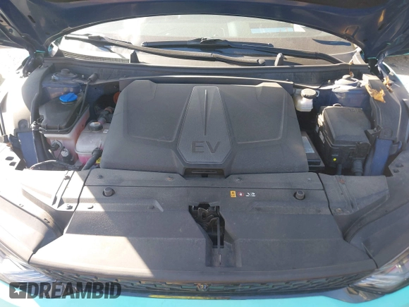 2022 Kia EV6 GT-Line with VIN KNDC4DLC5N5027803, listed as a IAAI auction lot 40786856 with 46,983 mi miles and . Bid and sale history available at DreamBid. Image 10.