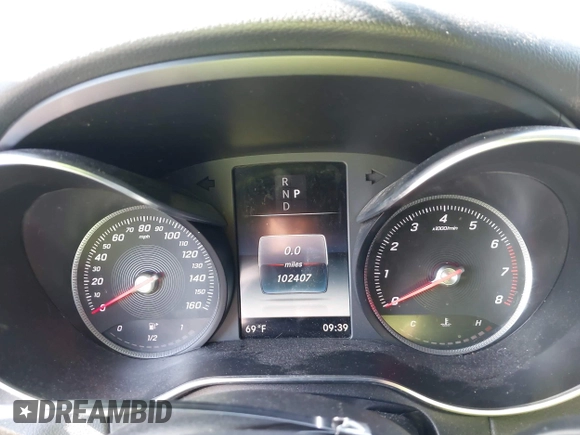 2018 Mercedes-Benz C 300 с VIN 55SWF4KB3JU273059, выставлен на аукционе IAAI как лот 42090952 с пробегом 102 407 миль миль и . История ставок и продаж доступна на DreamBid. Изображение 7.
