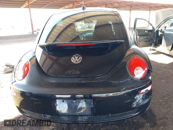 2007 Volkswagen Beetle with VIN 3VWRW31C27M500519, listed as a IAAI auction lot 41776926 with 131,832 mi miles and . Bid and sale history available at DreamBid. Image 16.