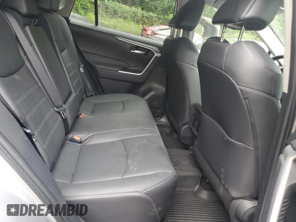2025 Toyota RAV4 XLE Premium with VIN 2T3A1RFV6SC503413, listed as a Copart auction lot 62786075 with 831 mi miles and Salvage title. Bid and sale history available at DreamBid. Image 11.