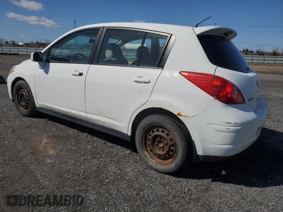 2007 Nissan Versa SL z VIN 3N1BC13E97L386866, wystawiony jako Copart lot #54250005 z przebiegiem 220 500 mil mil oraz Czysty tytuł • Clean title. Historia ofert i sprzedaży dostępna na DreamBid. Obrazek 2.