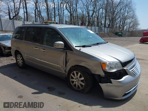 2016 Chrysler Town & Country Touring with VIN 2C4RC1BGXGR149949, listed as a IAAI auction lot 42074695 with 52,644 mi miles. Bid and sale history available at carsss.com. Image 1.
