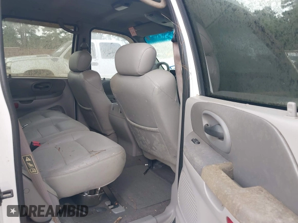 2001 Ford F-150 XLT with VIN 1FTRW07W41KA42743, listed as a IAAI auction lot 42605714 with 254,360 mi miles and . Bid and sale history available at DreamBid. Image 8.