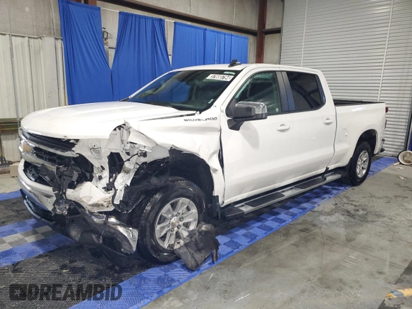 2024 Chevrolet Silverado 1500 LT with VIN 1GCPACEK3RZ177447, listed as a Copart auction lot 37660794 with 1,692 mi miles and Non Repairable. Bid and sale history available at DreamBid. Image 1.