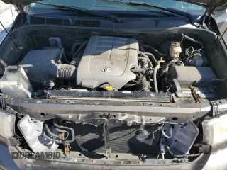 2010 Toyota Tundra 4WD Truck with VIN 5TFUM5F13AX014616, listed as a Copart auction lot 50953075 with 204,002 mi miles and Clean Title. Bid and sale history available at carsss.com. Image 11.