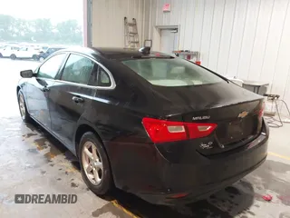 2016 Chevrolet Malibu LS z VIN 1G1ZB5ST6GF211340, wystawiony jako IAAI lot #42116361 z przebiegiem 96 753 mil mil oraz . Historia ofert i sprzedaży dostępna na DreamBid. Obrazek 3.