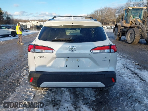 2024 Toyota Corolla Cross LE with VIN 7MUBAABG0RV097884, listed as a IAAI auction lot 41447543 with 8,396 mi miles and . Bid and sale history available at DreamBid. Image 16.