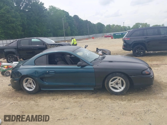 1994 Ford Mustang with VIN 1FALP4047RF138041, listed as a IAAI auction lot 42169796 with 174,286 mi miles and . Bid and sale history available at DreamBid. Image 13.
