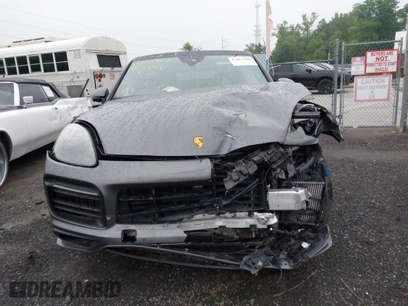 2022 Porsche Cayenne GTS с VIN WP1BG2AY6NDA55863, выставлен на аукционе IAAI как лот 42053500 с пробегом 39 663 миль миль и . История ставок и продаж доступна на DreamBid. Изображение 12.