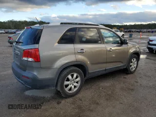2013 Kia Sorento LX with VIN 5XYKT4A27DG369154, listed as a Copart auction lot 41340805 with 201,305 mi miles and Clean Title. Bid and sale history available at carsss.com. Image 3.