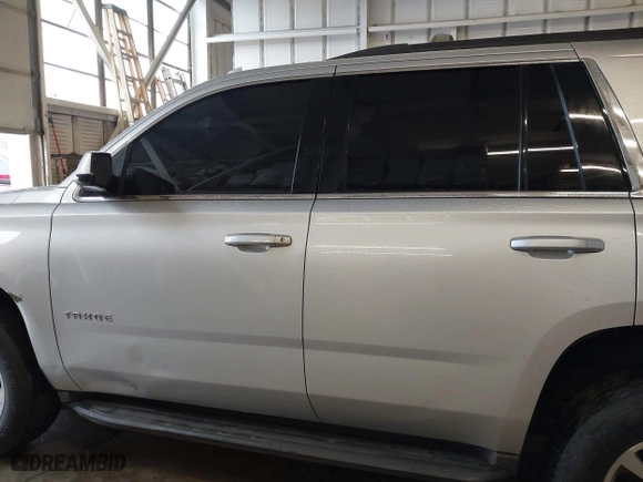 2016 Chevrolet Tahoe LS with VIN 1GNSCAKC7GR443823, listed as a IAAI auction lot 41547259 with 156,286 mi miles. Bid and sale history available at carsss.com. Image 14.