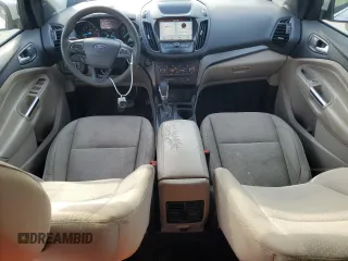 2019 Ford Escape SE z VIN 1FMCU9GD9KUA02481, wystawiony jako Copart lot #57919925 z przebiegiem 63 874 mil mil oraz Czysty tytuł • Clean title. Historia ofert i sprzedaży dostępna na DreamBid. Obrazek 8.