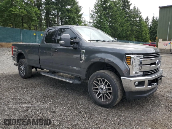 2019 Ford F-350 XL with VIN 1FT8X3BT7KEE97173, listed as a Copart auction lot 64041095 with 85,943 mi miles and Clean title. Bid and sale history available at DreamBid. Image 4.