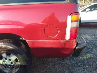 2003 Chevrolet Suburban LT с VIN 1GNEC16Z53J118544, выставлен на аукционе IAAI как лот 41414849 с пробегом Не указан миль и . История ставок и продаж доступна на DreamBid. Изображение 6.