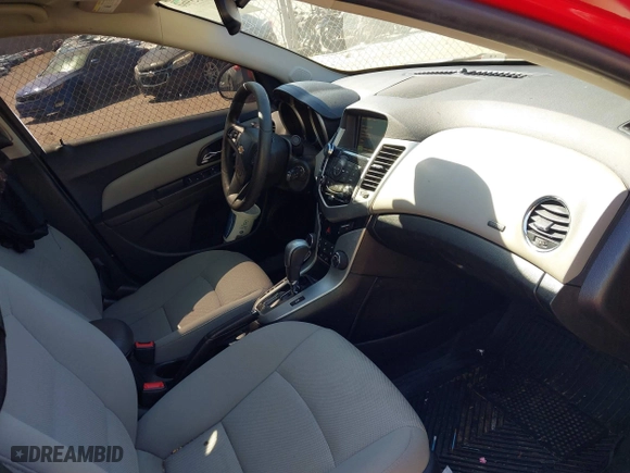 2016 Chevrolet Cruze Limited LT with VIN 1G1PE5SB0G7224942, listed as a IAAI auction lot 41635960 with 104,384 mi miles. Bid and sale history available at carsss.com. Image 5.