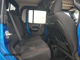 2021 Jeep Gladiator Rubicon with VIN 1C6JJTBM1ML611203, listed as a Copart auction lot 87203924 with 27,645 mi miles and Salvage title. Bid and sale history available at DreamBid. Image 10.