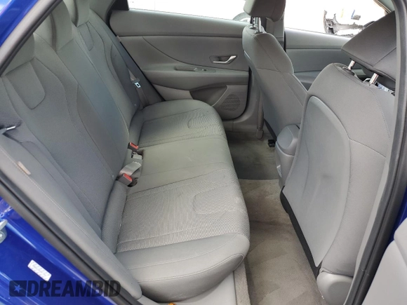 2024 Hyundai Elantra SE z VIN KMHLL4DG5RU740860, wystawiony jako Copart lot #47126855 z przebiegiem 34 990 mil mil oraz Nie do naprawy • Non repairable. Historia ofert i sprzedaży dostępna na DreamBid. Obrazek 10.