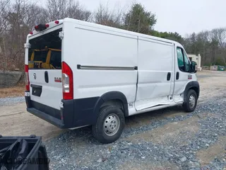 2019 Ram ProMaster Cargo Van with VIN 3C6TRVAG4KE515340, listed as a IAAI auction lot 41880028 with 72,571 mi miles. Bid and sale history available at carsss.com. Image 4.