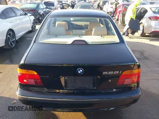 2000 BMW 5 Series 528iA with VIN WBADM6343YGU12629, listed as a IAAI auction lot 41963814 with 206,922 mi miles. Bid and sale history available at carsss.com. Image 16.