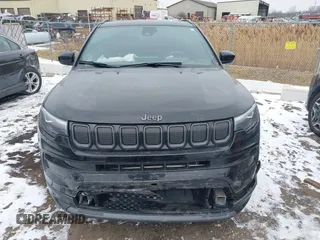 2022 Jeep Compass High Altitude with VIN 3C4NJDCB1NT173074, listed as a IAAI auction lot 41555802 with 65,315 mi miles and . Bid and sale history available at carsss.com. Image 12.