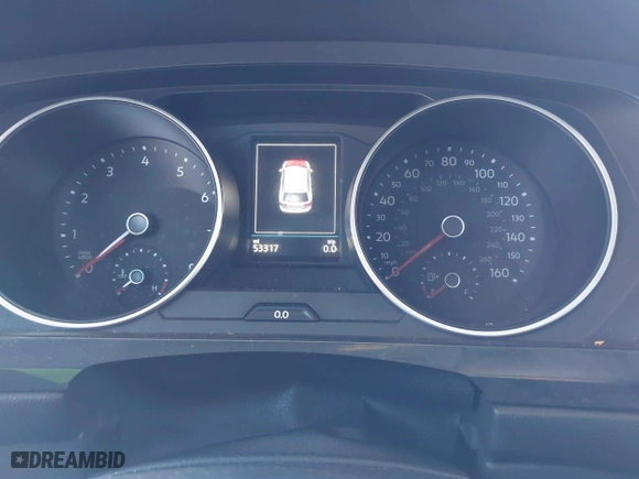 2018 Volkswagen Tiguan S with VIN 3VV1B7AX6JM024225, listed as a IAAI auction lot 41751253 with 53,317 mi miles. Bid and sale history available at carsss.com. Image 7.