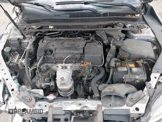 2017 Acura TLX with VIN 19UUB1F3XHA007869, listed as a IAAI auction lot 42378696 with 212,725 mi miles and . Bid and sale history available at DreamBid. Image 10.