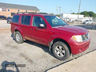 2007 Nissan Pathfinder SE z VIN 5N1AR18W87C609222, wystawiony jako IAAI lot #42454853 z przebiegiem 180 171 mil mil oraz . Historia ofert i sprzedaży dostępna na DreamBid. Obrazek 1.