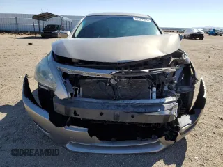 2014 Nissan Altima S with VIN 1N4AL3AP3EN250454, listed as a Copart auction lot 49827605 with 124,916 mi miles and Salvage Title. Bid and sale history available at DreamBid. Image 5.