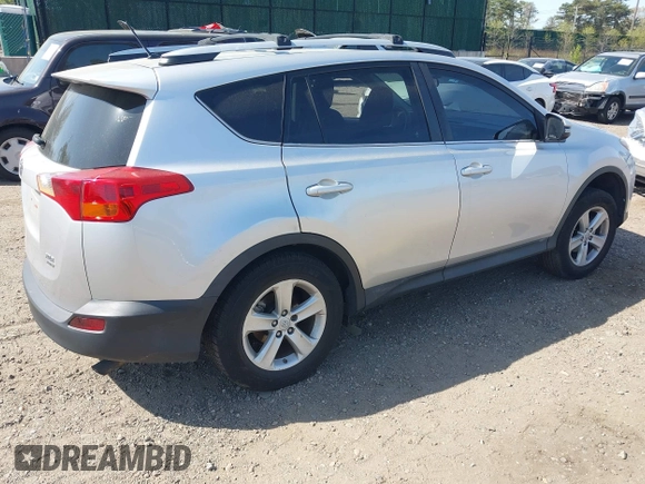 2013 Toyota RAV4 XLE with VIN 2T3RFREV4DW091452, listed as a IAAI auction lot 42165992 with 107,947 mi miles and . Bid and sale history available at carsss.com. Image 4.