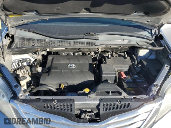 2011 Toyota Sienna XLE AAS with VIN 5TDYK3DC4BS101366, listed as a Copart auction lot 45296075 with 261,950 mi miles and Salvage Title. Bid and sale history available at carsss.com. Image 12.