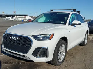2023 Audi Q5 S line Premium with VIN WA1GAAFY1P2017705, listed as a IAAI auction lot 41747421 with 14,966 mi miles. Bid and sale history available at carsss.com. Image 17.