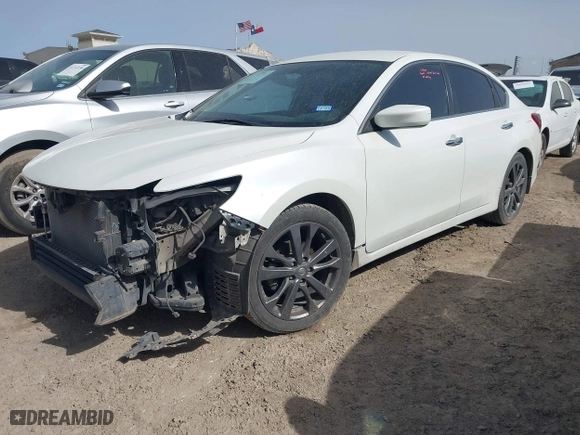 2018 Nissan Altima 2.5 S with VIN 1N4AL3AP0JC140225, listed as a IAAI auction lot 41698212 with 112,164 mi miles. Bid and sale history available at carsss.com. Image 19.