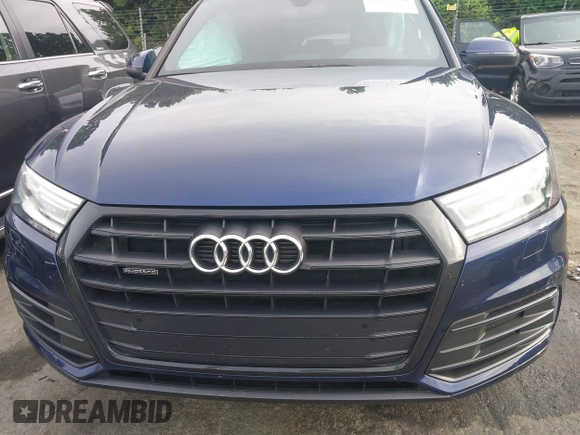 2020 Audi Q5 Premium with VIN WA1ANAFYXL2081200, listed as a IAAI auction lot 42445339 with 73,859 mi miles and . Bid and sale history available at DreamBid. Image 12.