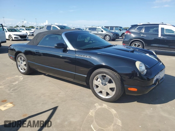 2002 Ford Thunderbird Hardtop Premium z VIN 1FAHP60A52Y122437, wystawiony jako Copart lot #73883244 z przebiegiem Nie podano mil oraz Nie do naprawy • Non repairable. Historia ofert i sprzedaży dostępna na DreamBid. Obrazek 4.