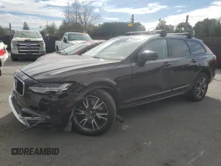2017 Volvo V90 z VIN YV4A22NL3H1002681, wystawiony jako Copart lot #81348974 z przebiegiem 136 890 mil mil oraz Szkody całkowita. Historia ofert i sprzedaży dostępna na DreamBid. Obrazek 1.