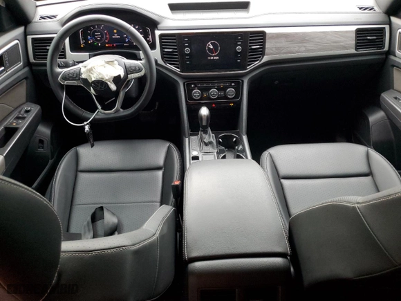 2023 Volkswagen Atlas Cross Sport 3.6L V6 SE w/Technology with VIN 1V2WE2CA6PC223095, listed as a Copart auction lot 78919264 with 32,967 mi miles and Salvage Title. Bid and sale history available at carsss.com. Image 8.