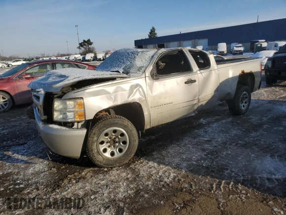 2007 Chevrolet Silverado 1500 LT w/1LT with VIN 2GCEC19C371731018, listed as a Copart auction lot 44953335 with 0 mi miles and Salvage Title. Bid and sale history available at carsss.com. Image 1.