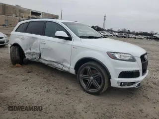 2014 Audi Q7 S line Prestige with VIN WA1DGAFE5ED004318, listed as a Copart auction lot 48866785 with 105,689 mi miles and Salvage title. Bid and sale history available at DreamBid. Image 4.