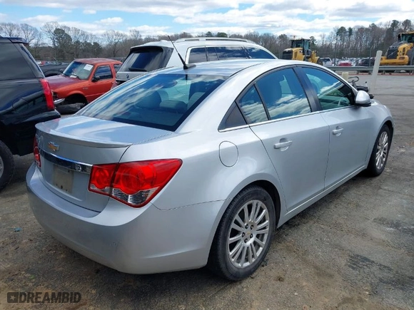 2011 Chevrolet Cruze ECO w/1XF with VIN 1G1PJ5S95B7265729, listed as a IAAI auction lot 41725823 with 124,747 mi miles. Bid and sale history available at carsss.com. Image 4.
