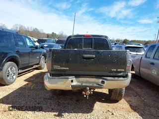 2013 Toyota Tacoma with VIN 3TMLU4EN3DM106670, listed as a IAAI auction lot 41696618 with 176,353 mi miles and . Bid and sale history available at DreamBid. Image 16.