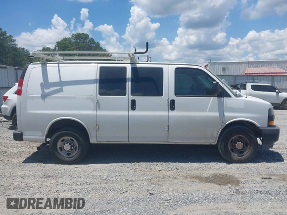 2020 Chevrolet Express Cargo with VIN 1GCWGAFG5L1119726, listed as a IAAI auction lot 42648575 with 127,516 mi miles and . Bid and sale history available at DreamBid. Image 13.
