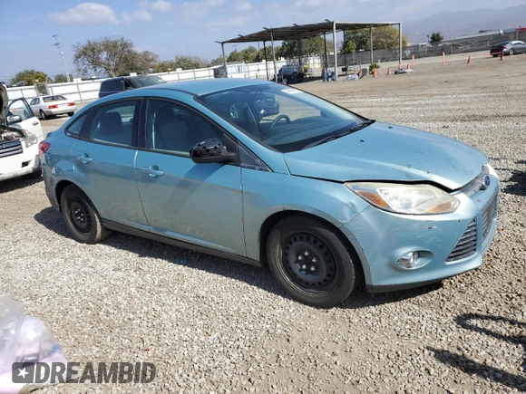 2012 Ford Focus SE z VIN 1FAHP3F29CL220030, wystawiony jako Copart lot #44858885 z przebiegiem 67 436 mil mil oraz Czysty tytuł • Clean title. Historia ofert i sprzedaży dostępna na DreamBid. Obrazek 4.