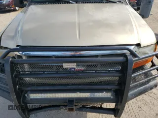 2000 Ford F-350 XL with VIN 1FTSW30F5YEB08982, listed as a Copart auction lot 50534025 with 336,411 mi miles and Salvage Title. Bid and sale history available at DreamBid. Image 12.